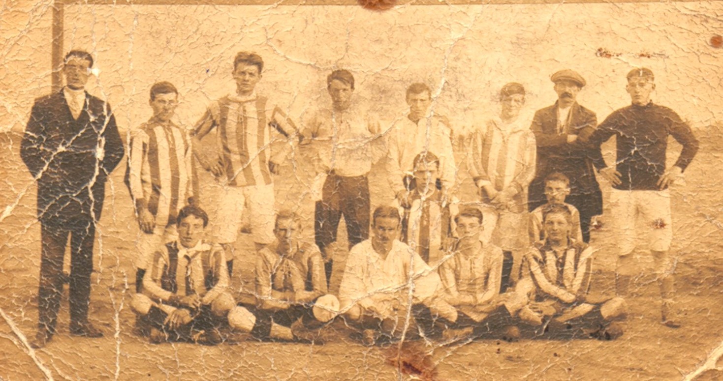 Een voetbalclub binnen de Rooms Katholieke Voetbalbond, 1912. (Beeld: RBC Voetbal)